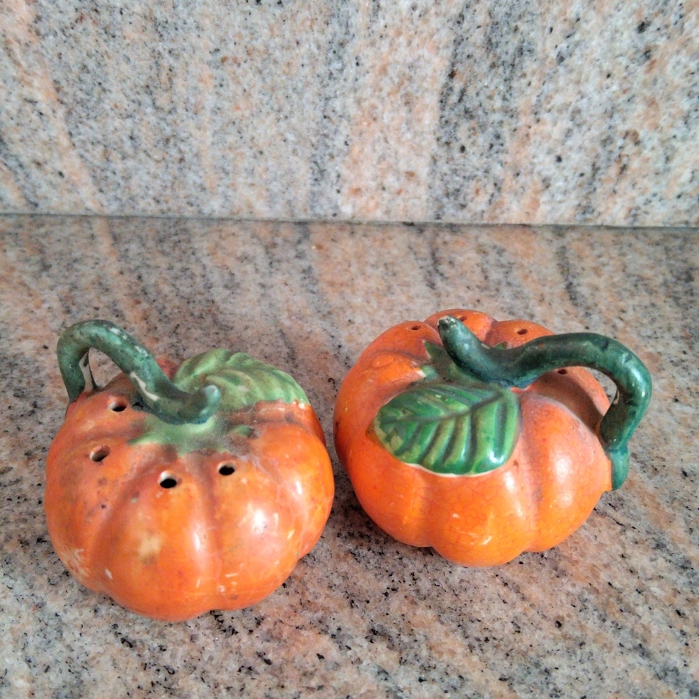 Pumpkin Shaped Salt and Pepper Shakers